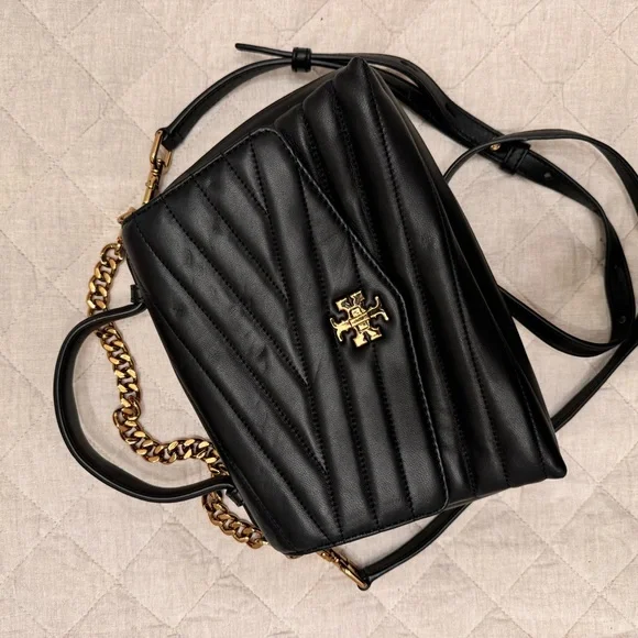 Tory Burch Black Quilted Leather Handbag - Picture 12 of 16